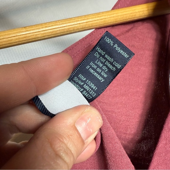 Women's Daytrip Sleeveless Top - Picture 6 of 7